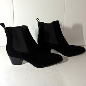 Sam Edelman Black Suede Chelsea Ankle Boots-Women's Stylish Everyday Boot size8